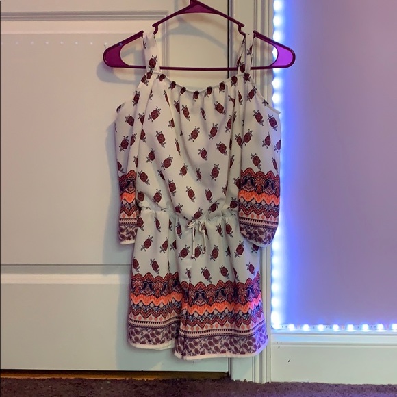 Romper - Picture 1 of 3